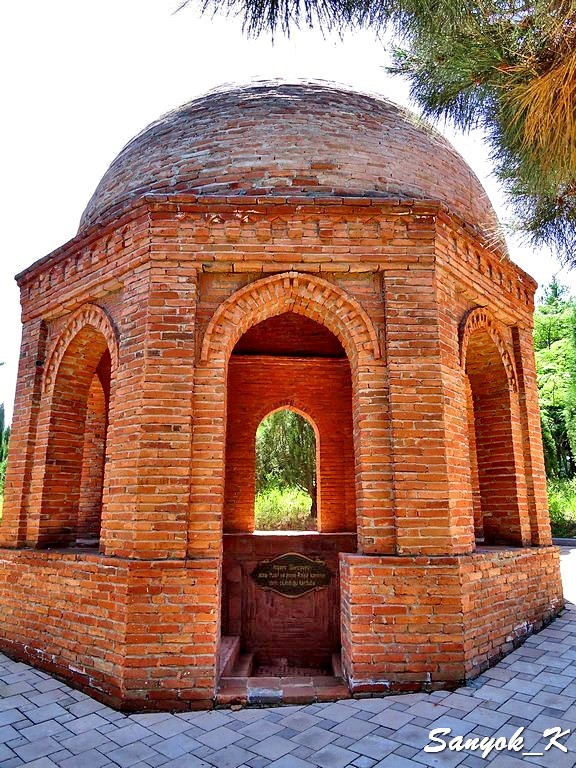 1144 Ganja Nizami Mausoleum Гянджа Мавзолей Низами Гянджеви